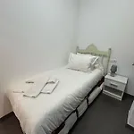 At Osario 12 Con Parking Bajo Disponibilidad דירה