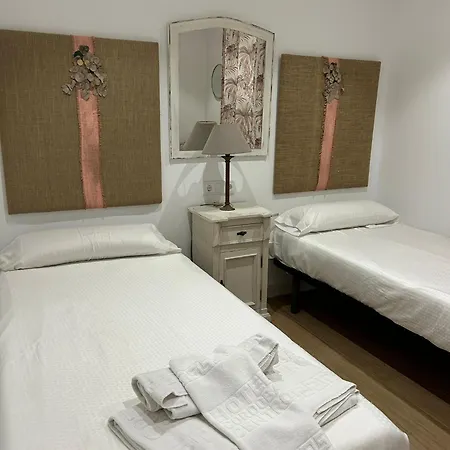 At Osario 12 Con Parking Bajo Disponibilidad Апартаменти *